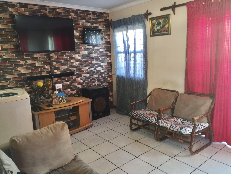 2 Bedroom Property for Sale in Camelot Western Cape